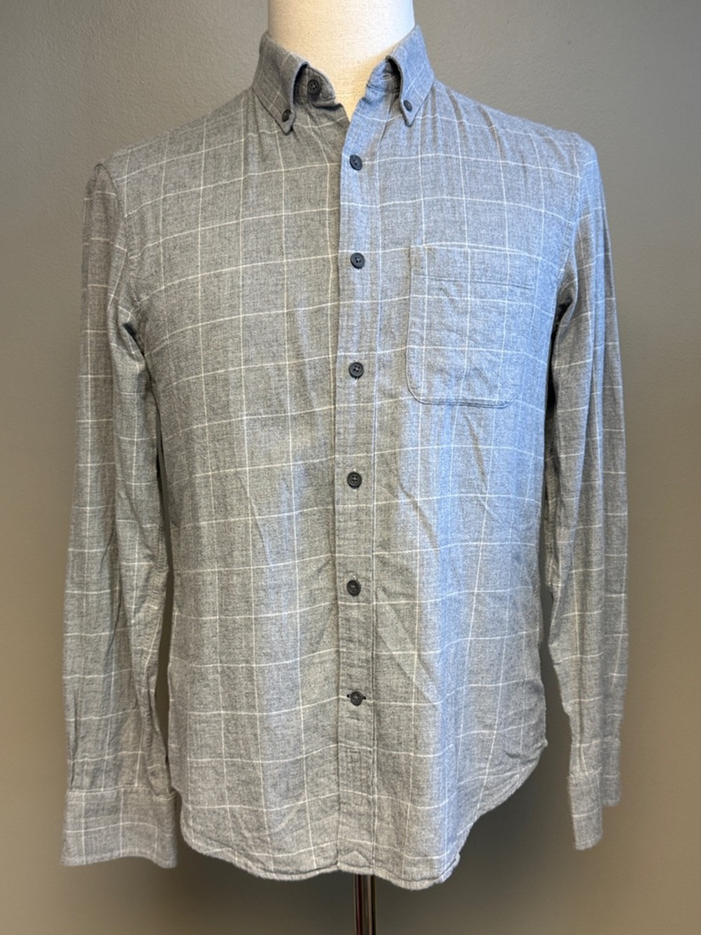 Club Monaco Slim Fit Gray Windowpane Shirt Small Button Down Cotton